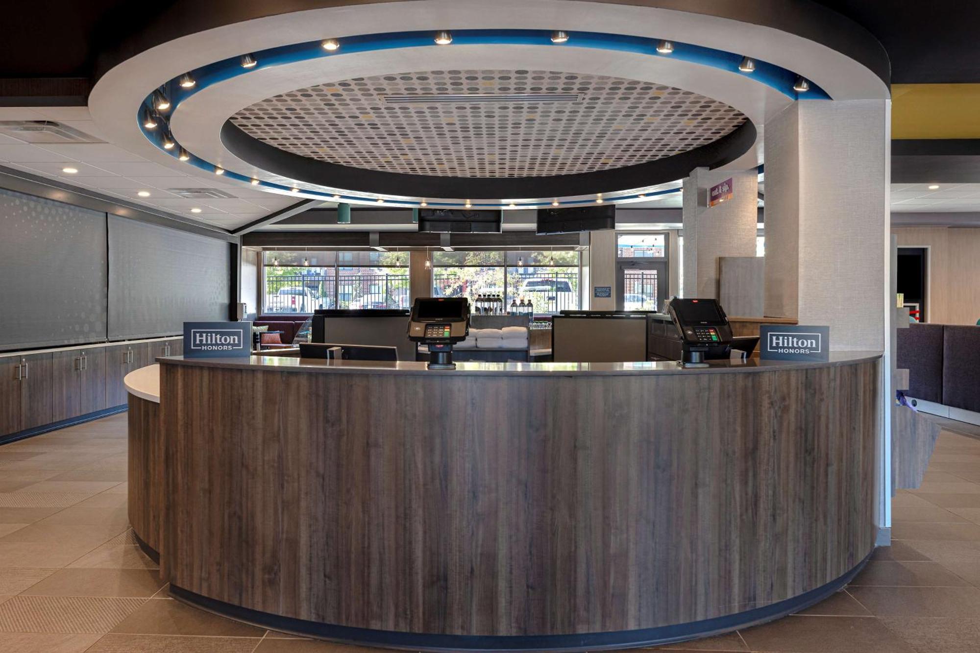 Hotel Tru By Hilton Atlanta Galleria Ballpark, Ga 3*